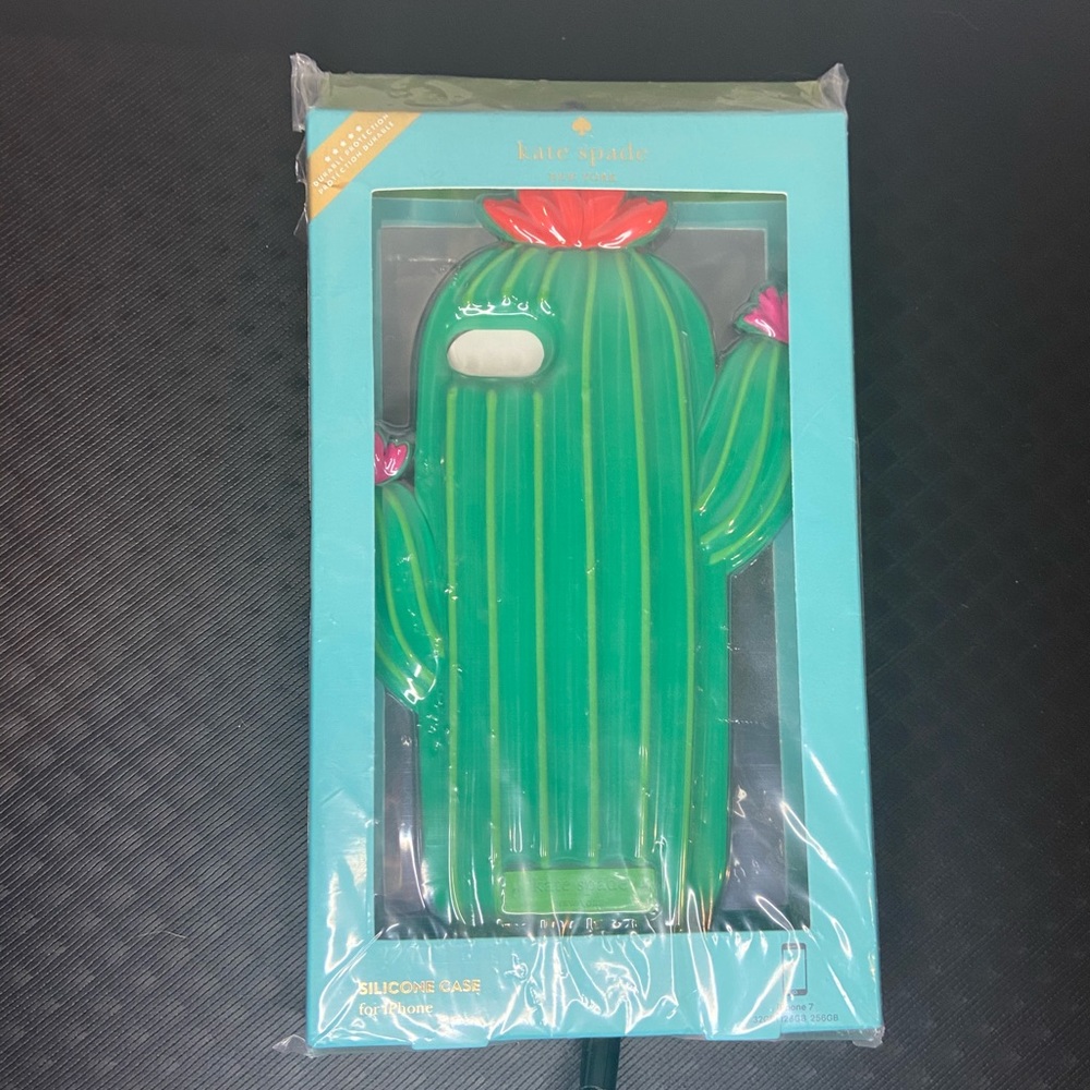 iPhone 7 Kate Spade Cactus Case NWT